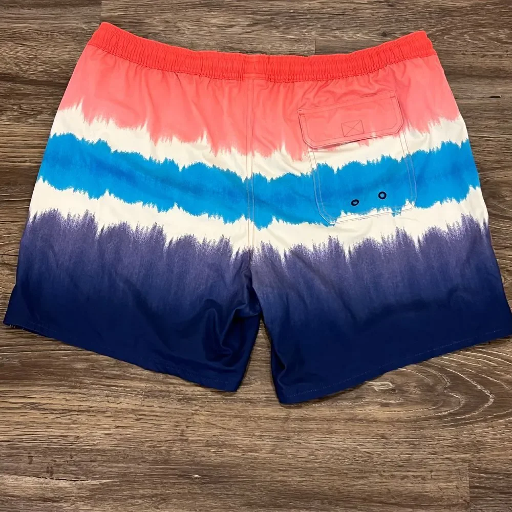 Vineyard Vines featuring elastic